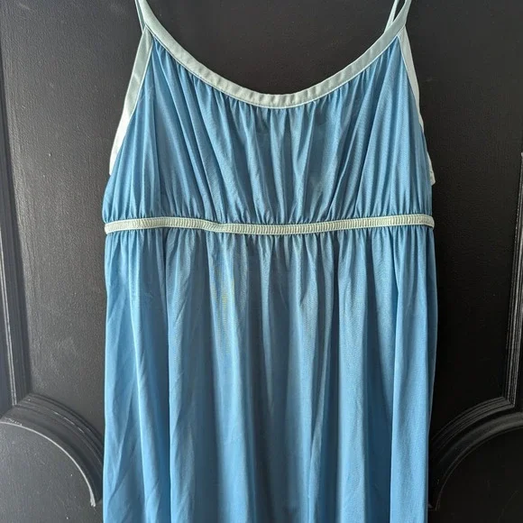 VTG 1970's Vassarette Size 13 Blue Nylon Nightgown Slip Dress Maxi Lingerie - Picture 2 of 9